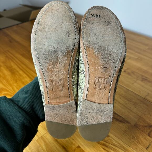 Frye Carson Ballet Flats Reptile Print Leather Flats Size 7 - Picture 6 of 7